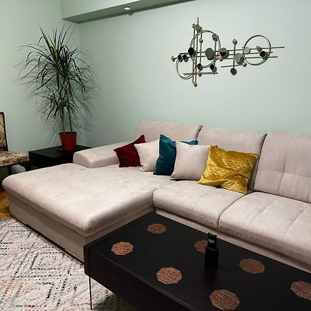 Sofiart Apartment Bucureşti Ngoại thất bức ảnh