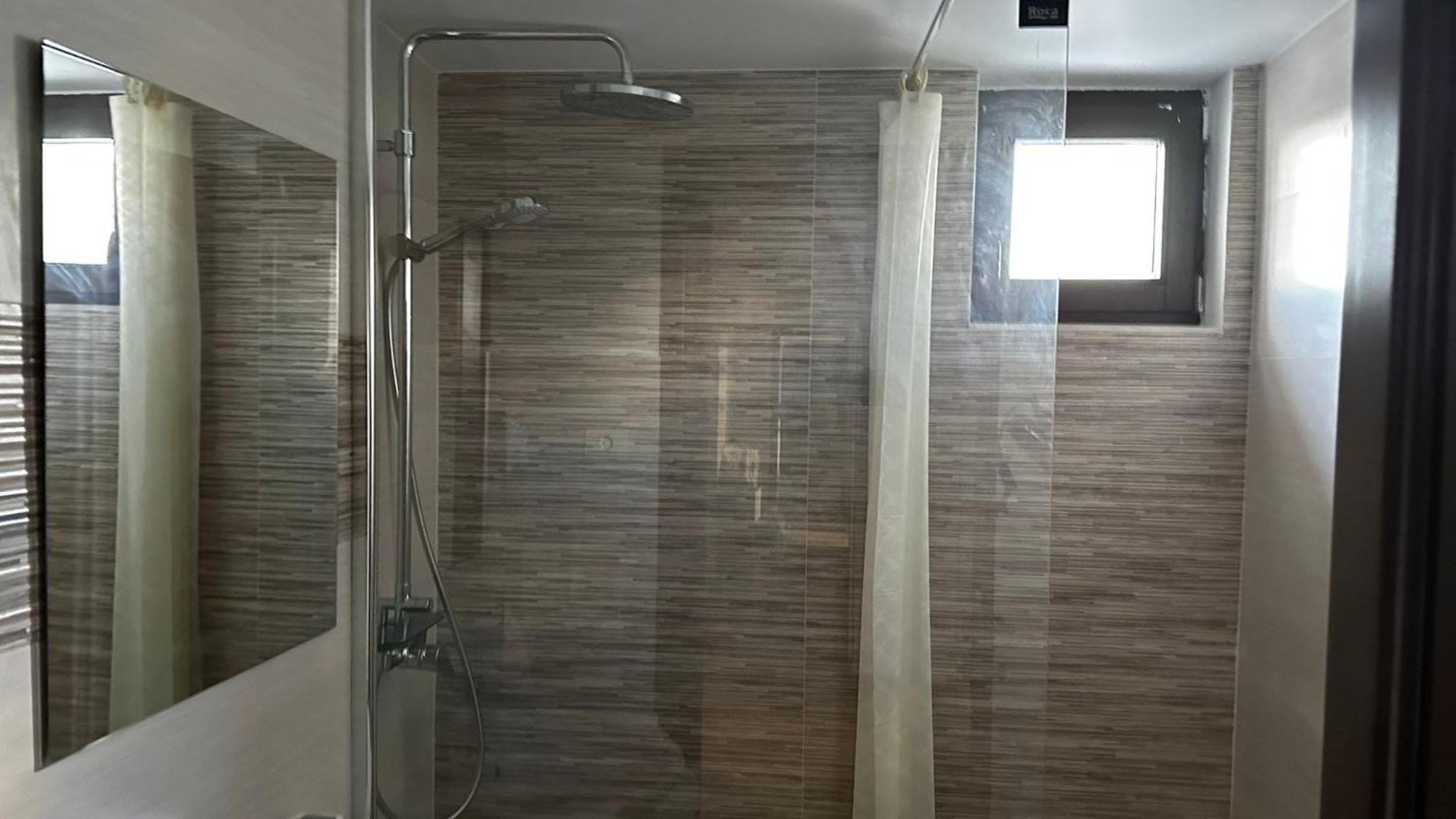Sofiart Apartment Bucureşti Ngoại thất bức ảnh