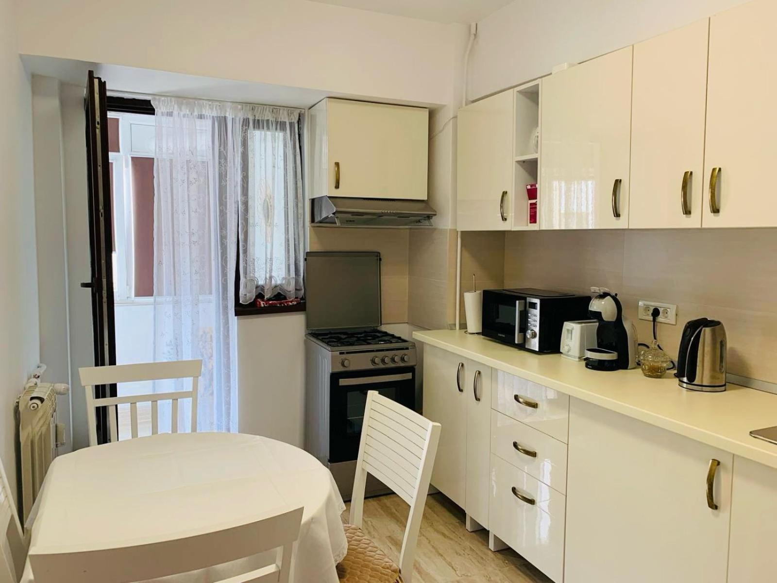 Sofiart Apartment Bucureşti Ngoại thất bức ảnh