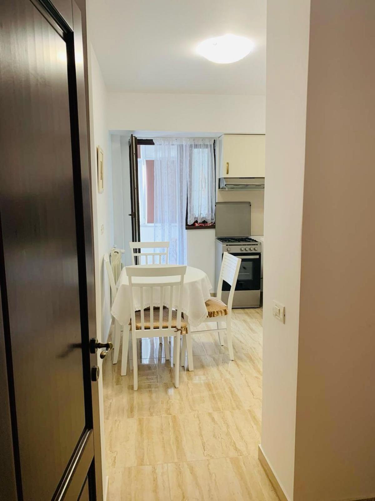 Sofiart Apartment Bucureşti Ngoại thất bức ảnh